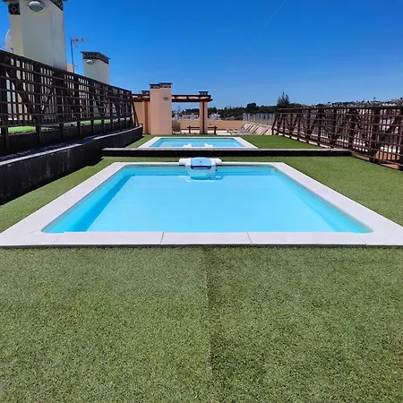 1g Terrace B - Casas & Papeis