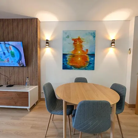 1g Terrace B - Casas & Papeis